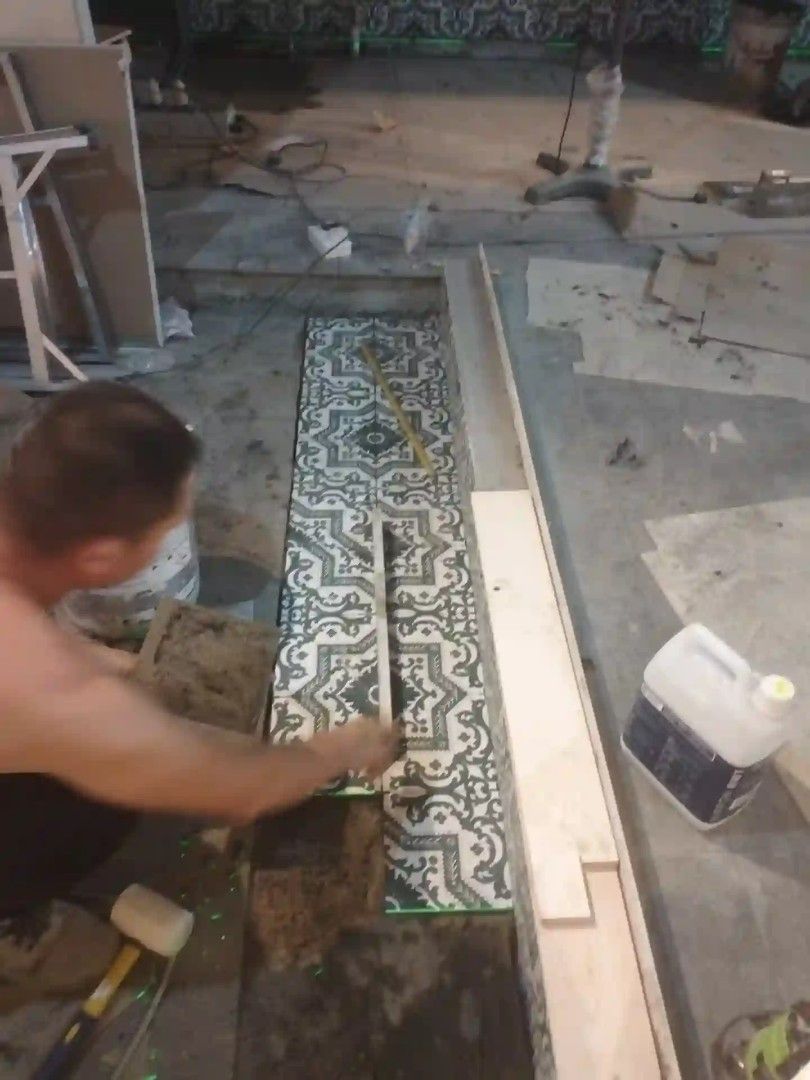 Reno works/  Home makeover/Home Renovation/Tiling/wall Plastering services/HDB/ condo/ Landed/Contractor/Cheap/ Good workmanship/ professional/ Reliable/Certified62853070160771111