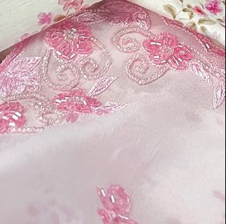 (Category: ) located in . Submitted by bleulily (Listing ID 1367182084, Image 1). Description: .