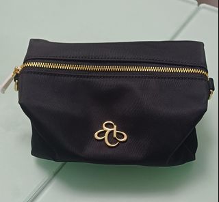 （分類：）位於 。 由 yanfaat2013 提交（商品編號 1367220459，圖片 1）。簡介： 。