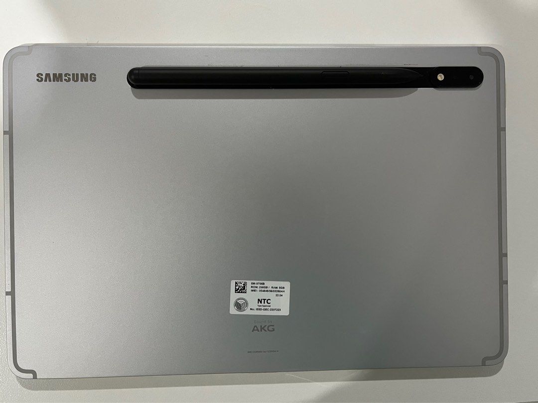 Samsung Galaxy S8 5G 8GB (Category: Android) located in Quezon City. Submitted by issa1221 (Listing ID 1367276706, Image 2). Description: Unit only (woman owned) with free case With Targus wireless keyboad (+1500) Slightly negotiable .