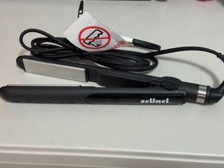 Scunci Hair Iron