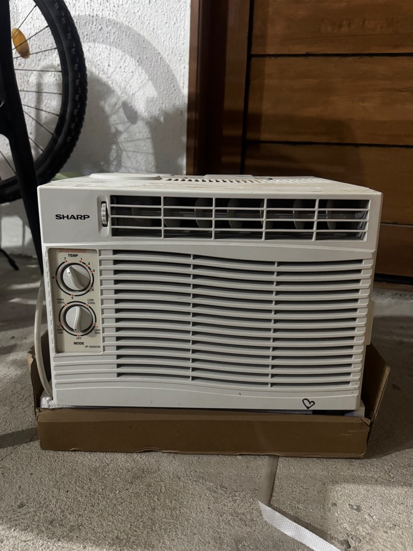Sharp 0.5hp Aircon Window Type, TV & Home Appliances, Air Conditioning ...