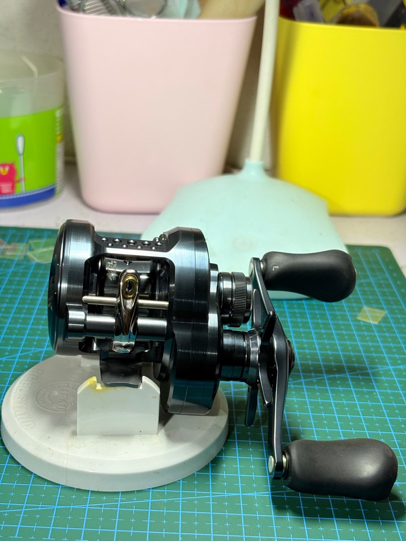 Shimano CALCUTTA CONQUEST SHALLOW EDITION 31HG (left hand reel