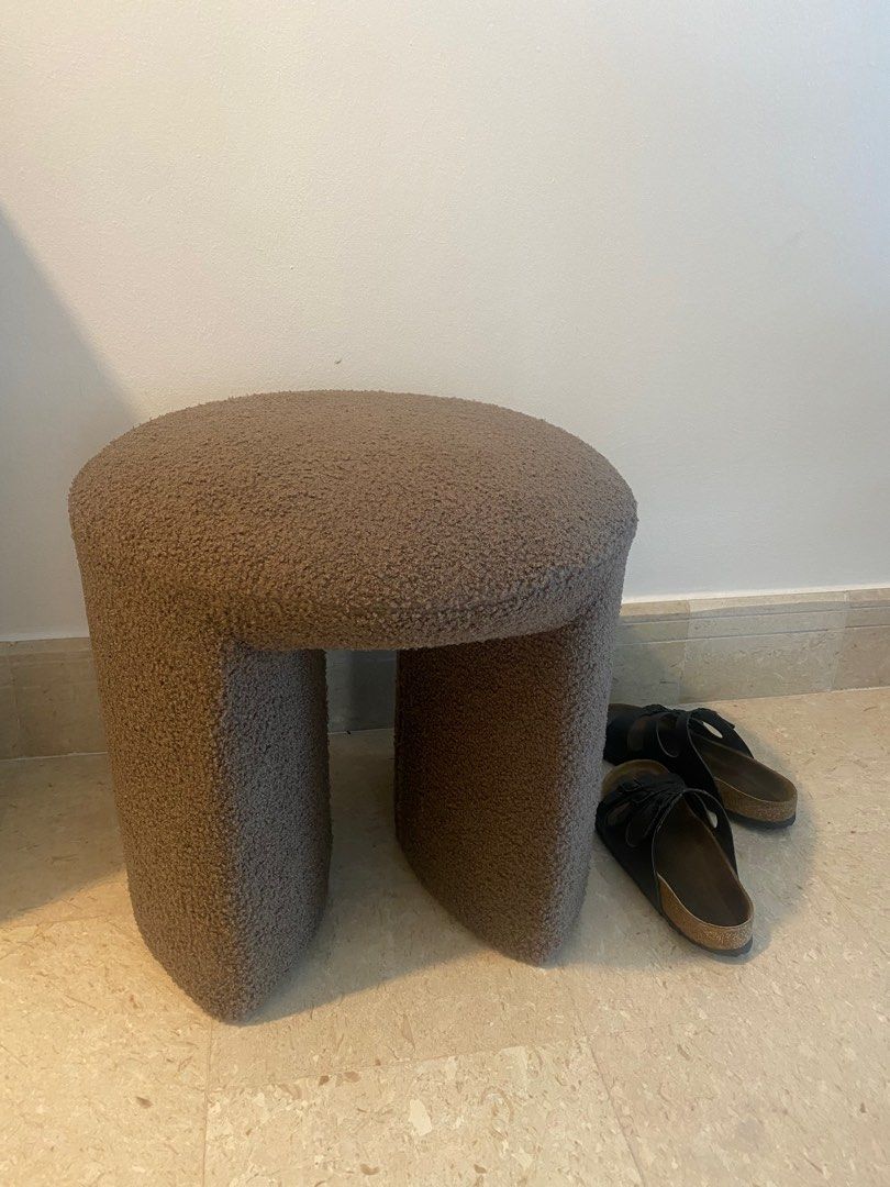 Stool65075283657091110