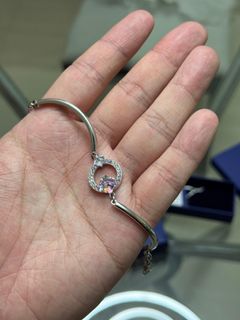 (Category: ) located in . Submitted by cedricy123 (Listing ID 1367139587, Image 1). Description: .