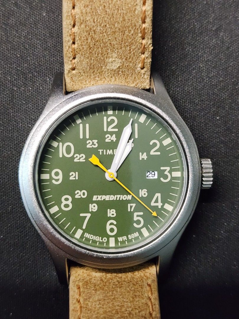 Timex Expedition Scout Date 40mm Leather Band (Category: Luxury Watches) located in Paranaque City. Submitted by yhandeclutters (Listing ID 1367278342, Image 1). Description: Model number: TW4B23000 - Purchased from Watch Republic at SM Southmall in 2023 - Original leather strap. Comes with box and papers. - Used twice and stored since. - 40m dial, quartz Dial colour: Green Strap colour: Brown RFS: Not being used Shipping Fee shouldered by buyer 