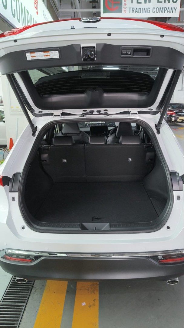 Toyota Harrier 2.5G Hybrid62885348189953114
