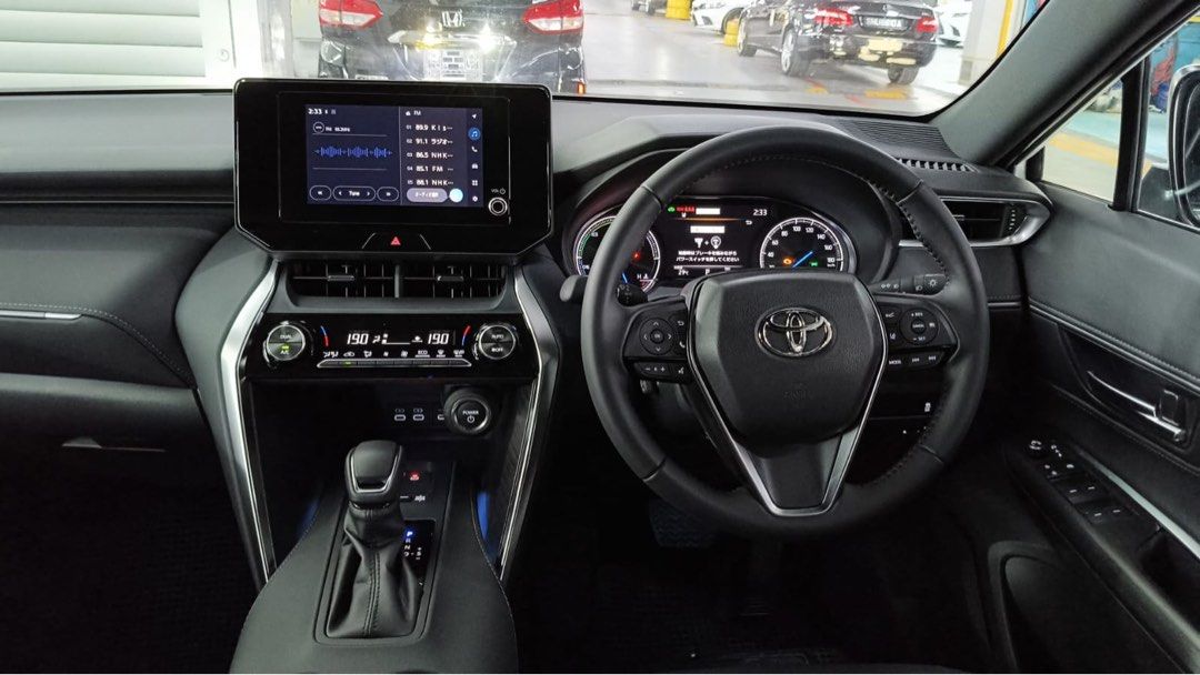 Toyota Harrier 2.5G Hybrid62885348189953112