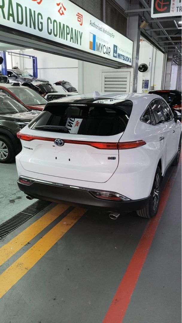 Toyota Harrier 2.5G Hybrid62885348189953111