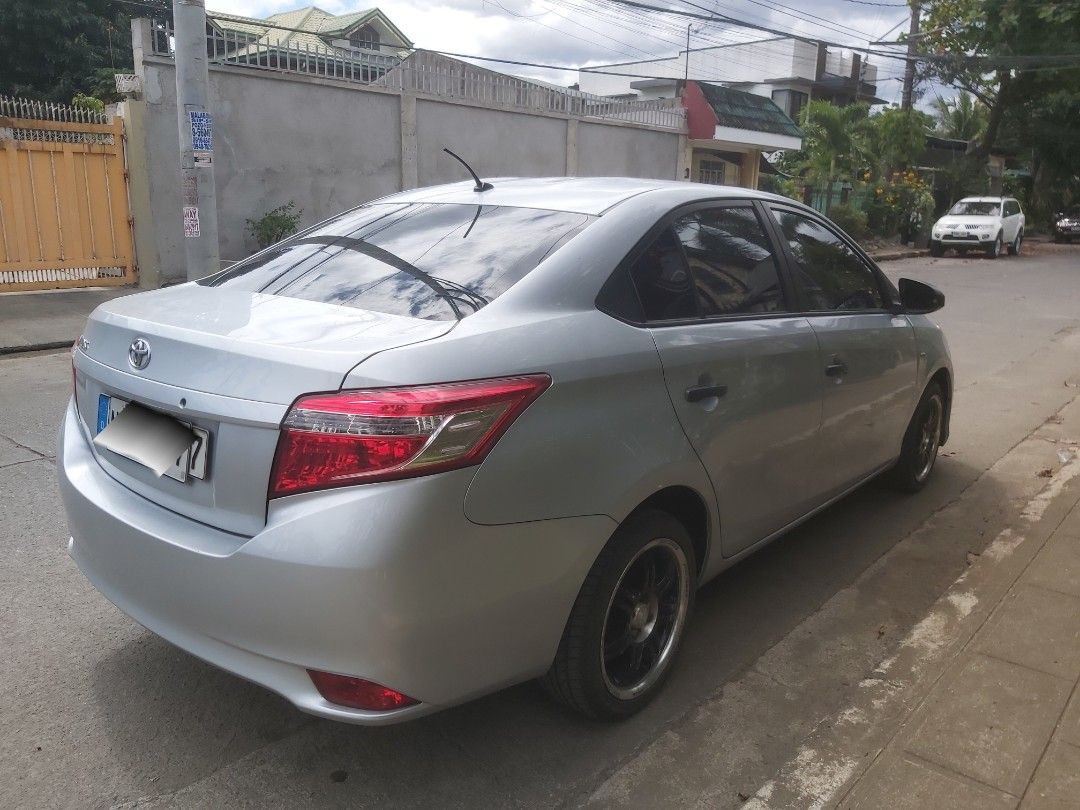 Toyota Vios 1.3J Manual (Category: Used Cars) located in Cainta. Submitted by rylo7 (Listing ID 1367151182, Image 3). Description: Toyota Vios 2017 1.3J Gas M/T Year Model: 2017 Color: Thermalyte (Silver) Transmission: Manual Mileage: 50,105 Legit low mileage Shiny & very presentable Paint 1.3 engine in excellent running condition With 2 keys 3M Tint Well Maintained All power features working Very cool aircon Clean In and Out Fresh and intact int