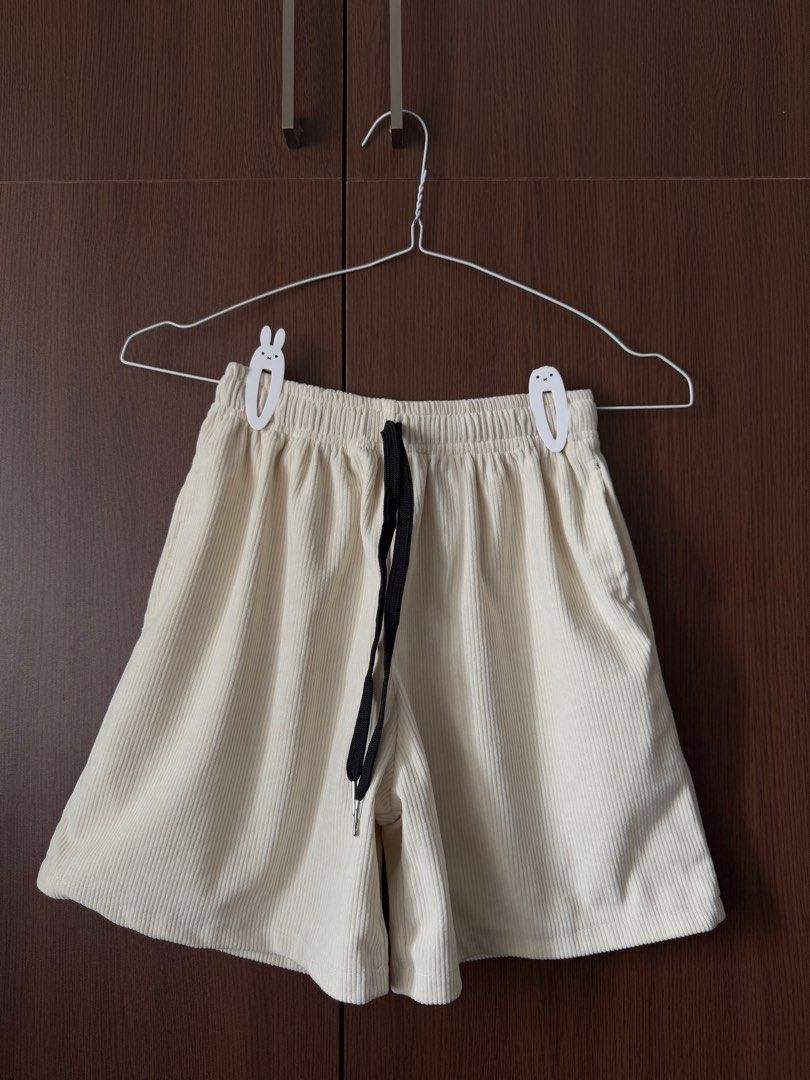 White Corduroy Shorts (Category: Shorts) located in Manila. Submitted by levartech (Listing ID 1367142304, Image 1). Description: - read “ABOUT” - all pictures are uploaded - can ship, customer must handle sf - meet ups around dlsu only with handling fee of 70 pesos.