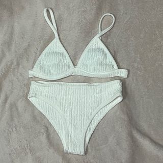 (Category: ) located in . Submitted by trshssn (Listing ID 1367225653, Image 1). Description: .