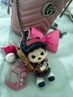 (Category: ) located in . Submitted by Aabbyong98 (Listing ID 1367160850, Image 1). Description: .