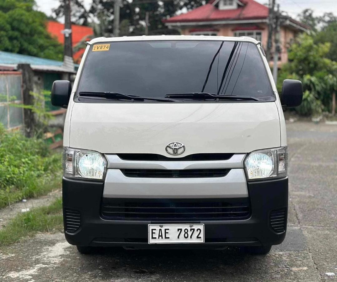 2022 TOYOTA HIACE COMMUTER 3.0 MT (Category: Used Cars) located in Caloocan City. Submitted by qrd_cars (Listing ID 1296643457, Image 1). Description: FOR MORE DETAILS KINDLY MESSAGE ME HERE!.