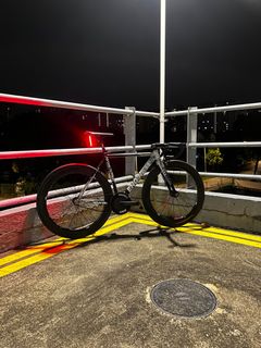 (Category: ) located in . Submitted by smellybikes (Listing ID 1367363148, Image 1). Description: .