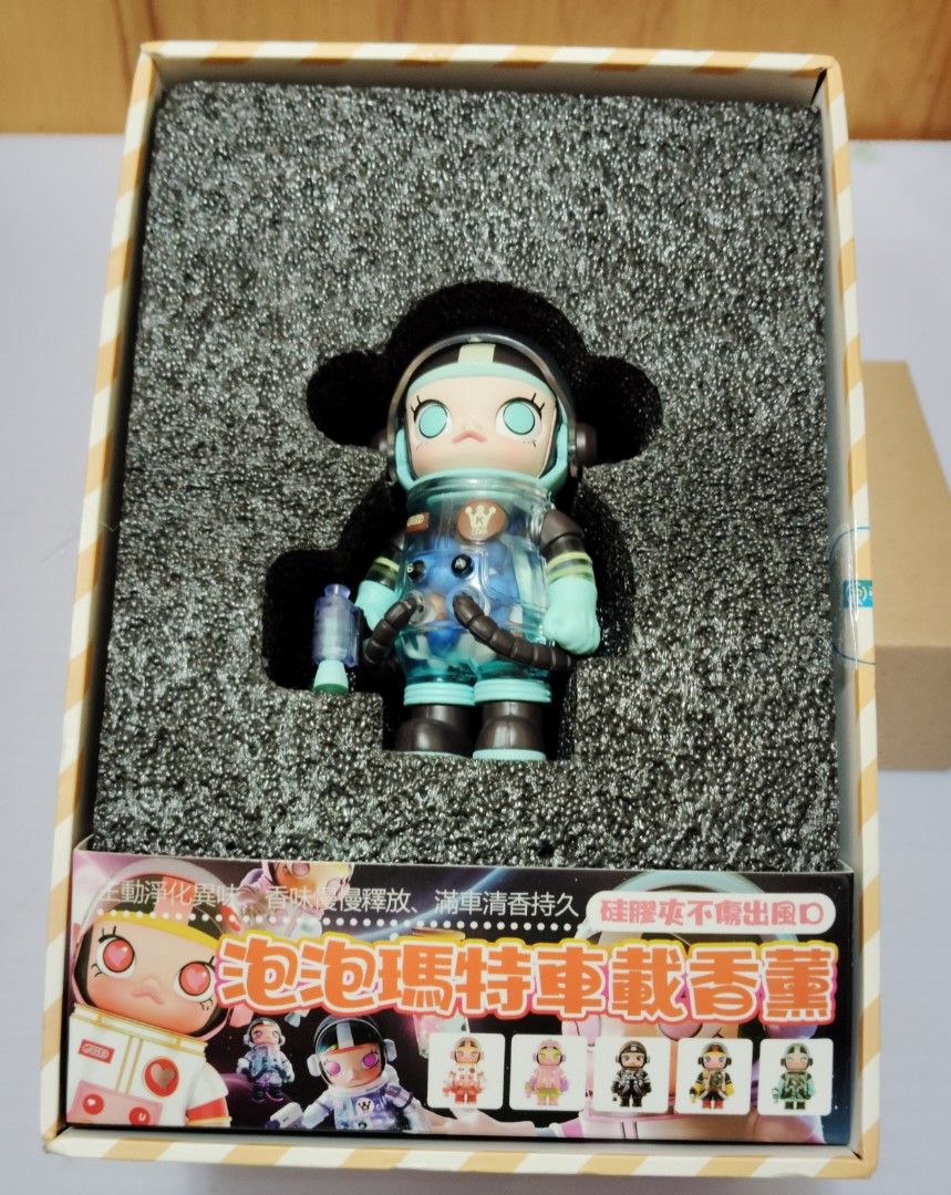由 shecucaty (刊登 ID 1367402384，圖片 1) 提交，位於 嘉義市 (Chiayi City) 的 【特價】全新 可愛 泡泡瑪特 造型 車載 香薰 (類別：汽機車零配件)，說明：。