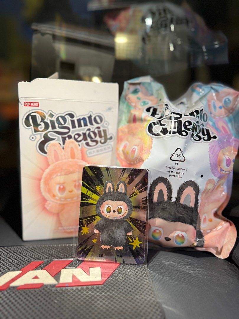 全新Labubu 3.0 隱藏版本我前方高能pop mart, 興趣及遊戲, 玩具