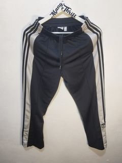 (Category: ) located in . Submitted by mang_thrift2 (Listing ID 1367329422, Image 1). Description: .