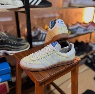 (Kategori: ) berada di . Dikirim oleh setilsneaker2023 (ID iklan 1367294655, Gambar 1). Deskripsi: .