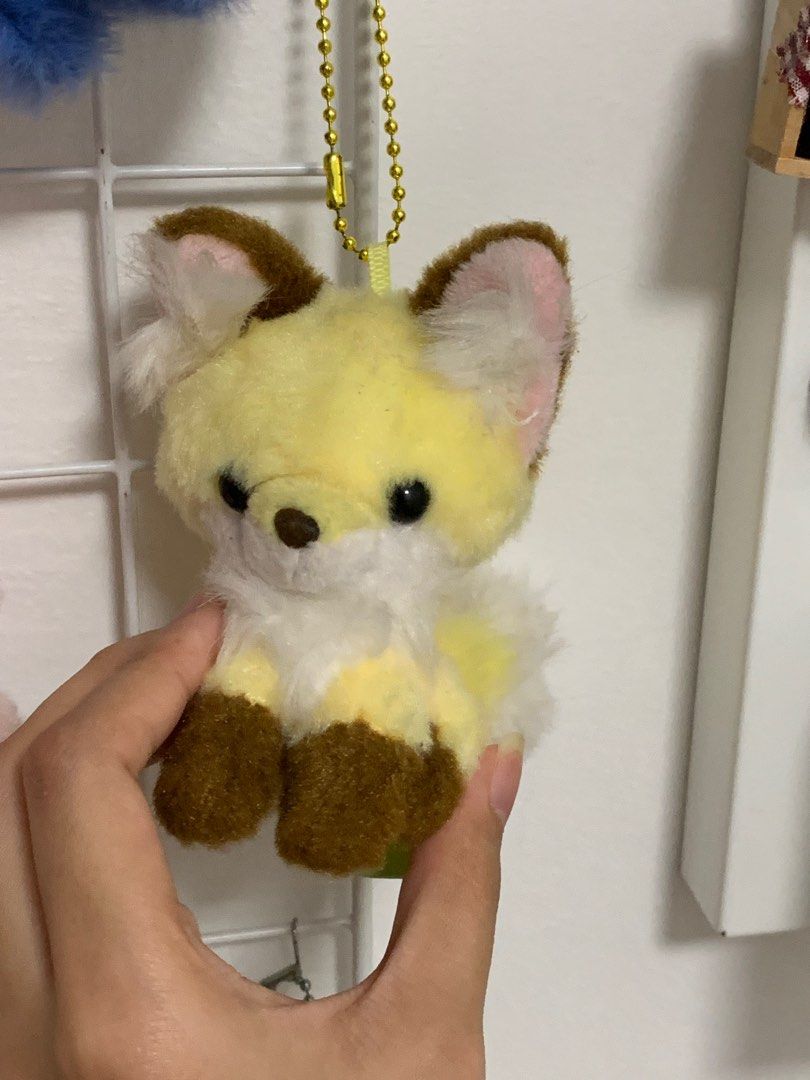 Amuse fox charm keychain plush trinket anik anik (Category: Plushies & Soft Toys) located in Quezon City. Submitted by 0cakes (Listing ID 1367321868, Image 3). Description: needs washing.