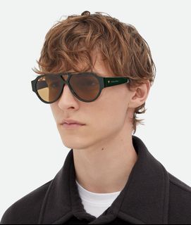 (Category: ) located in . Submitted by sunglasses.versionsale (Listing ID 1367368942, Image 1). Description: .