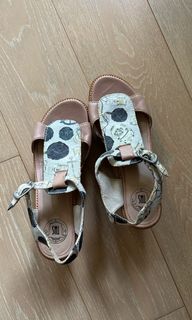 （分類：）位於 。 由 store100store 提交（商品編號 1367340360，圖片 1）。簡介： 。
