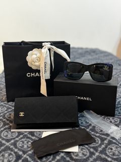 (Category: ) located in . Submitted by authenticluxe (Listing ID 1367434775, Image 1). Description: .