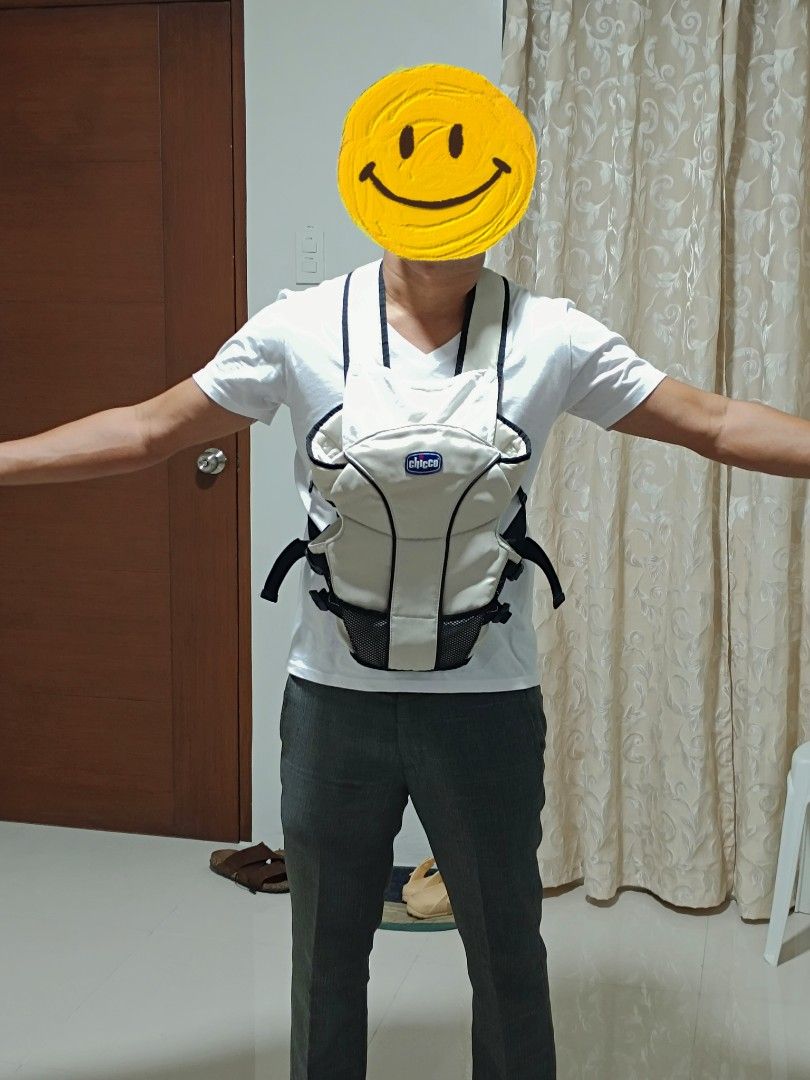 Chicco infant carrier (Category: Carriers & Slings) located in San Mateo. Submitted by aubrey.s (Listing ID 1367448005, Image 3). Description: • Chicco Prima B Ultrasoft infant carrier • used twice only, then tinago na lang sa storage dahil di naman madalas lumabas • last photo for reference only • no issues; ready for use • delivery thru Lalamove or J&T only RFS: Hindi madalas lumabas, so baby no longer fits 📍Angono, Rizal.