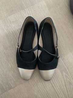 (Category: ) located in . Submitted by preloved_nabilah (Listing ID 1367372387, Image 1). Description: .