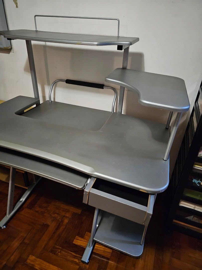Computer Table with printer and CPU compartment65075289723522111