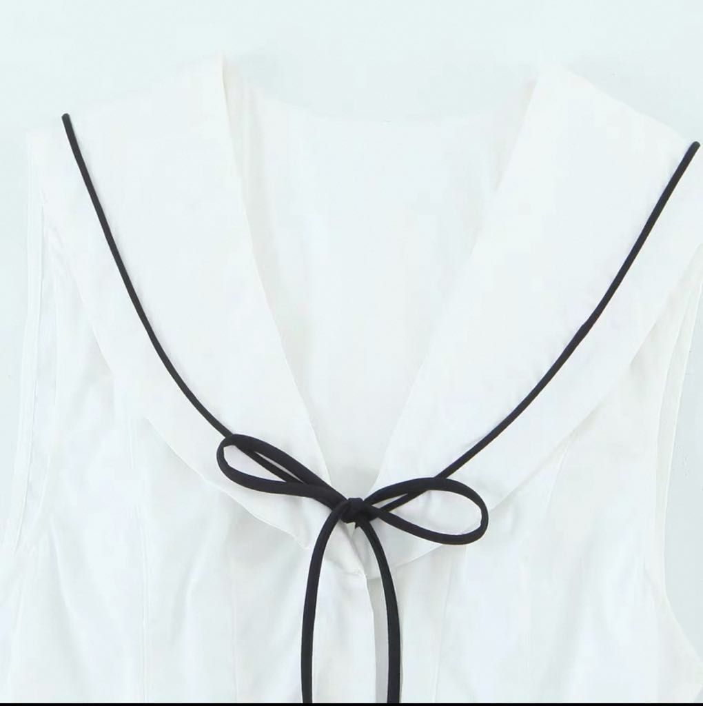 Coquette Sailor V-neck Blouse with Black Bow (Category: Blouses) located in Manila. Submitted by applepieph (Listing ID 1367405318, Image 2). Description: -from taobao -brand new -100% polyester -rfs: wrong size dimensions: 86 x 40 x 63.