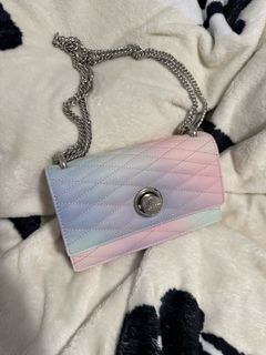 (Category: ) located in . Submitted by lucy5829 (Listing ID 1367482124, Image 1). Description: .