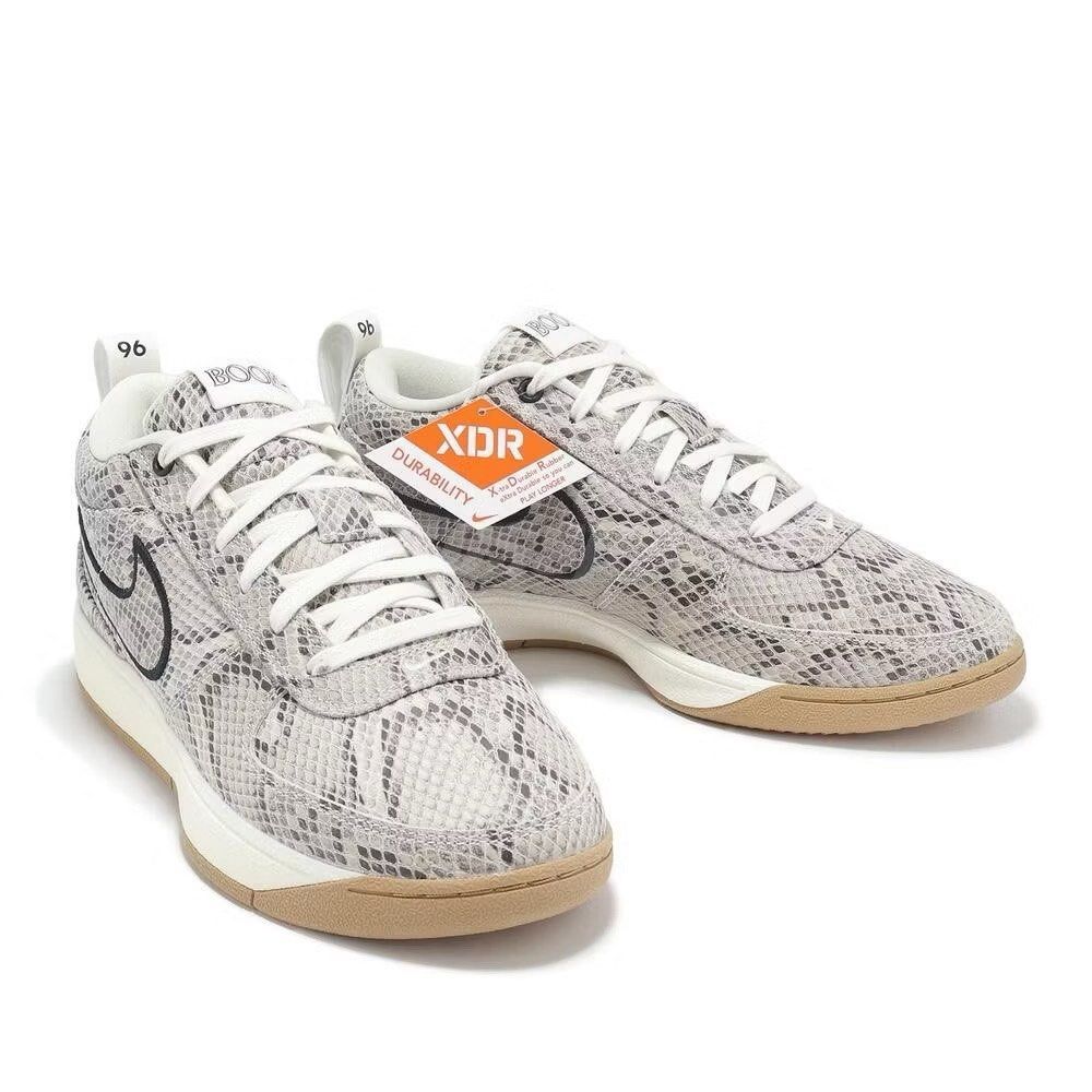 Devin Booker 1 EP LEA Python (Category: Sneakers) located in Singapore. Submitted by ballislyfe (Listing ID 1367329255, Image 3). Description: Size 6-12 US BNIB 100% authentic deliver within 4-7days pm me for any other shoes you guys are interested in!.