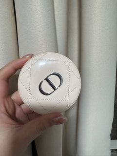 （分類：）位於 。 由 sshopaholica90s 提交（商品編號 1367408628，圖片 1）。簡介： 。