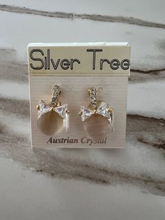 (Category: ) located in . Submitted by liveinstyle (Listing ID 1367309335, Image 1). Description: .