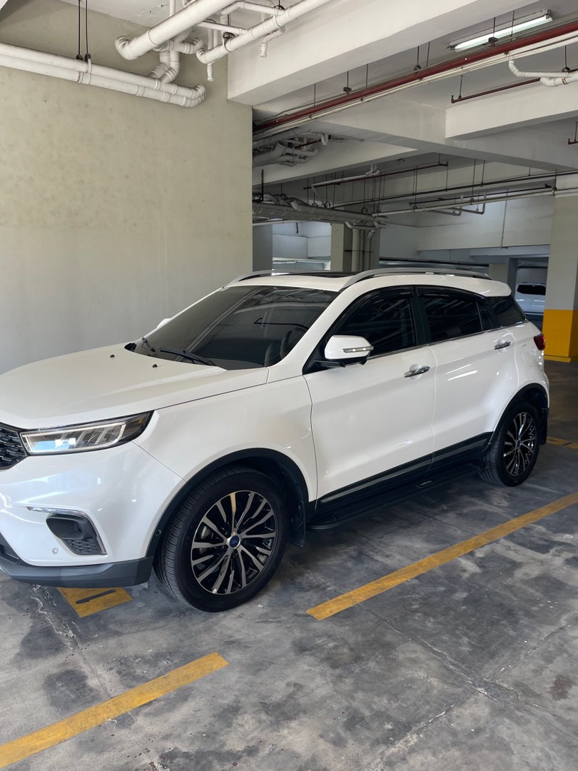 (Category: ) located in . Submitted by bimmer143 (Listing ID 1367483510, Image 1). Description: .