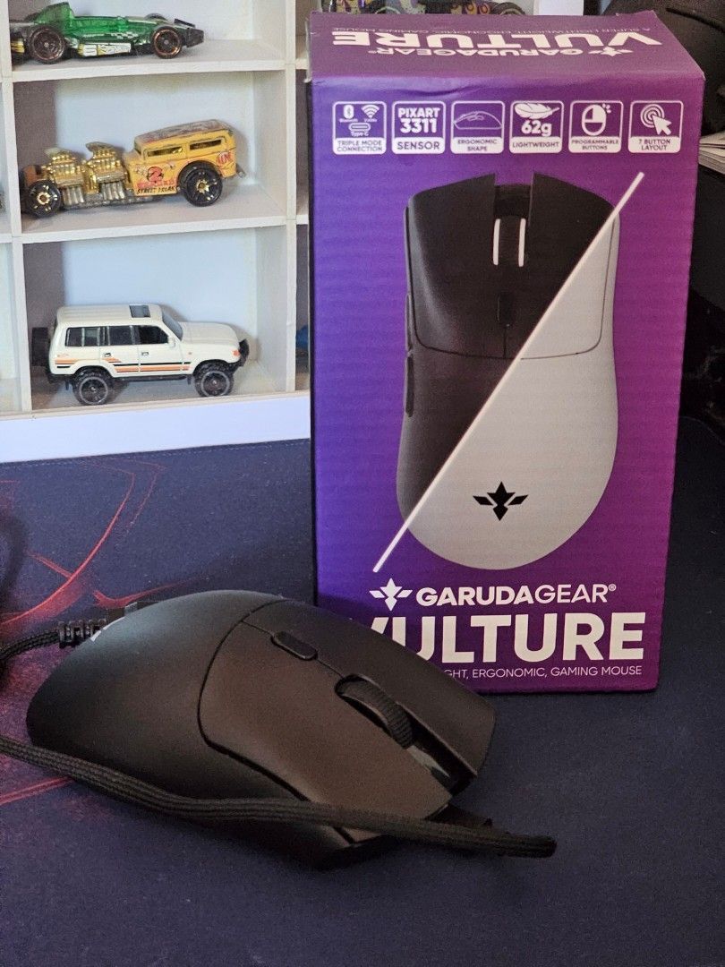 GARUDA VULTURE | PIXART 3311 | SUPERLIGHT | ERGONOMIC (Category: Mouse & Mousepads) located in Rosales. Submitted by Noobmaster696969 (Listing ID 1367336327, Image 1). Description: Not my type, only used for a bit (bought on April 30).