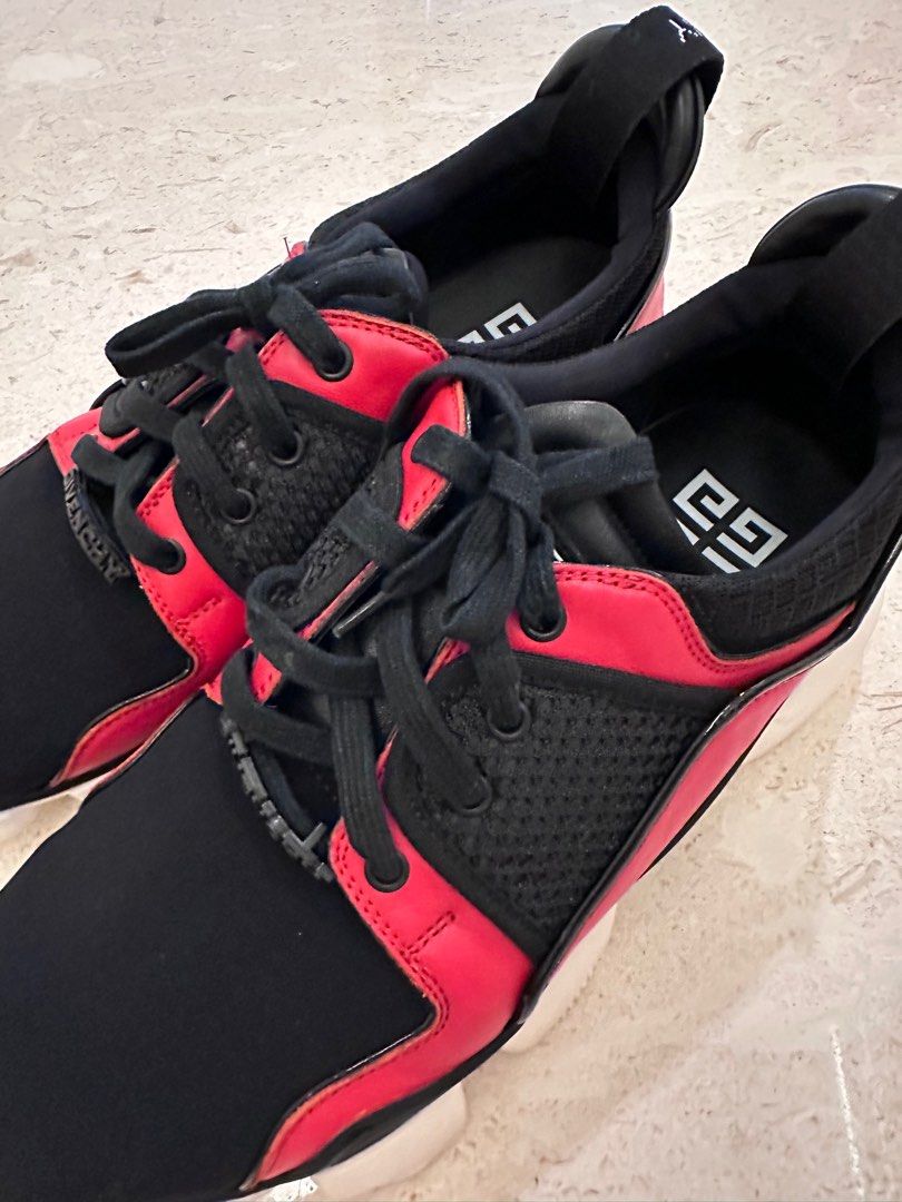 Givenchy (Category: Casual shoes) located in Kuala Lumpur. Submitted by sdtan (Listing ID 1367316558, Image 2). Description: .