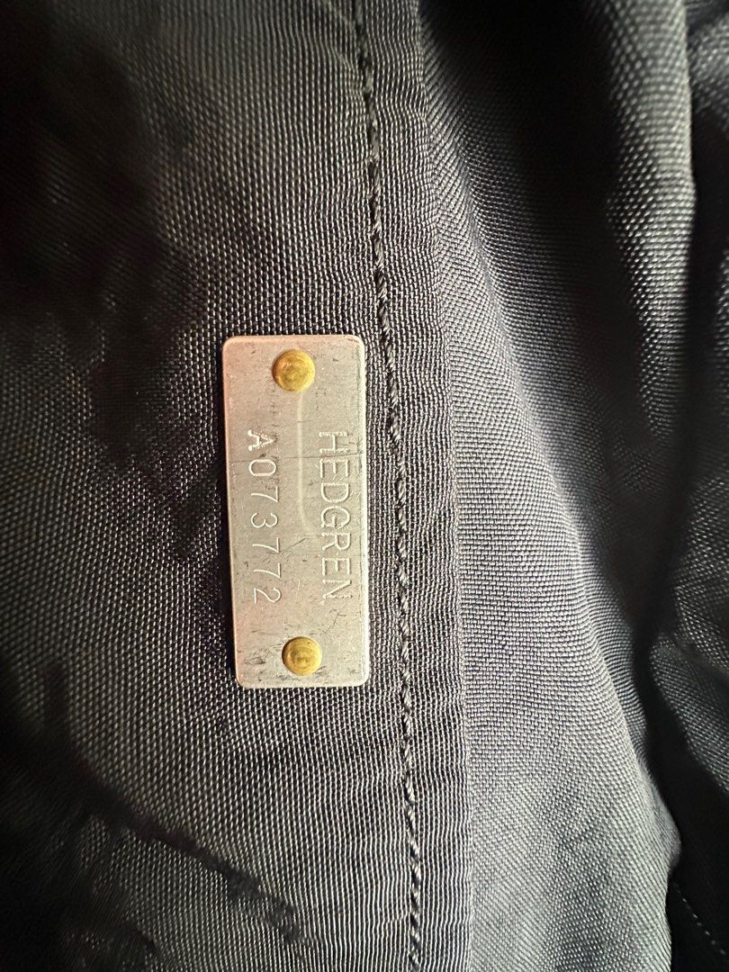 Hedgren outdoor gear belt bag. (Category: Belt bags, Clutches and Pouches) located in Manila. Submitted by bossManboss (Listing ID 1367483816, Image 3). Description: Rfs: Declutterring For pick up only.