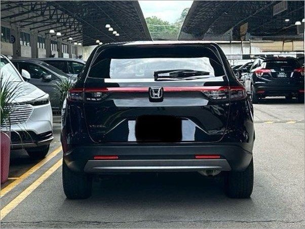 Honda Vezel 1.5 G (A) (Category: Used Cars) located in Singapore. Submitted by tokyoautomobiles (Listing ID 1367469952, Image 3). Description: 🔶 Honda Vezel 1.5G 🔶 🔸 $144,800 ( Negotiable ) 🔸 1 Owner 🔸 8 Years 7 Months Left 🔸 Engine & Gearbox Warranty Until Scrap 🔸 Full Loan Available 🔸 Any Loan Available 🔸 5 Times Free Servicing 🔸 Free Carmat, Door Visor & Magnetic Sunshade 🔷 PM For Viewing & More Information! .