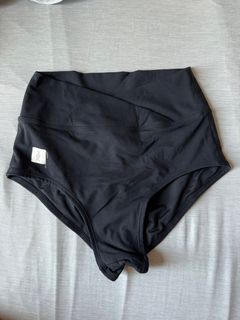 （分類：）位於 。 由 amiyasu.mj 提交（商品編號 1367356542，圖片 1）。簡介： 。