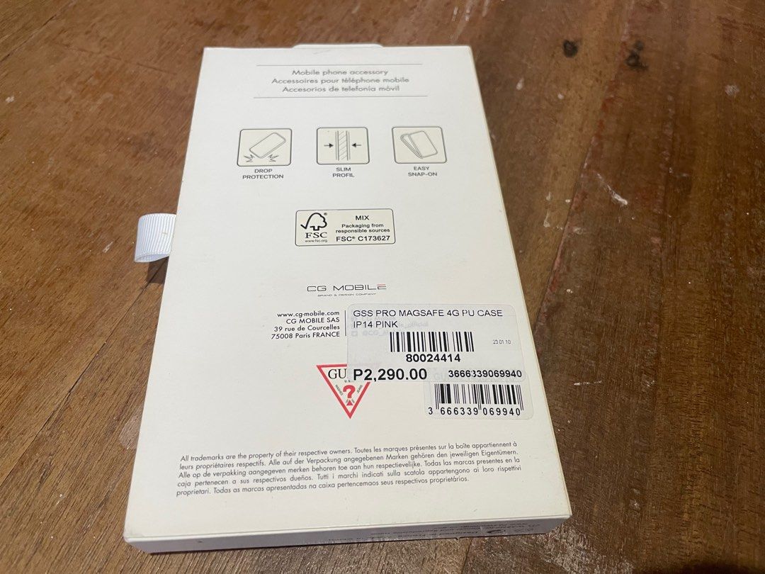 iPhone 14 guess case (Category: Cases & Sleeves) located in Quezon City. Submitted by jthbusiness (Listing ID 1367481600, Image 1). Description: Got it @ 2290 Shipping c/o buyer.