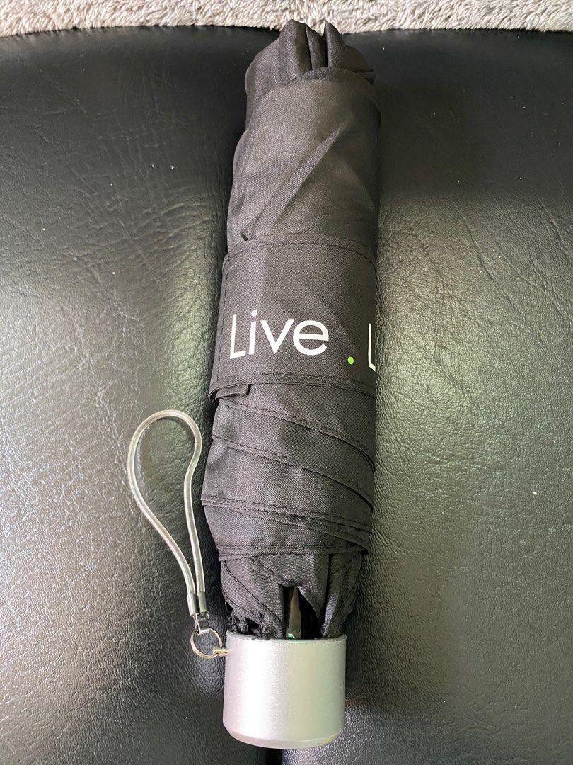KIPLING Black Umbrella (Category: Umbrellas) located in Puerto Princesa. Submitted by kanejela (Listing ID 1367303848, Image 2). Description: Brand new without tag AS IS WHERE IS.