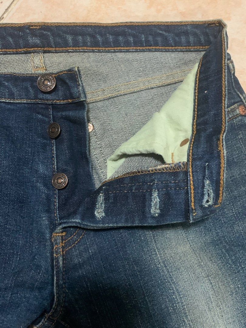 Vintage Levi 599 lowrise jeans (Category: Jeans) located in Taguig. Submitted by 8jccc (Listing ID 1367389789, Image 3). Description: Feel free to PM me with any questions or for more details! Mode of payment: gcash 💜RFS: declutterring .