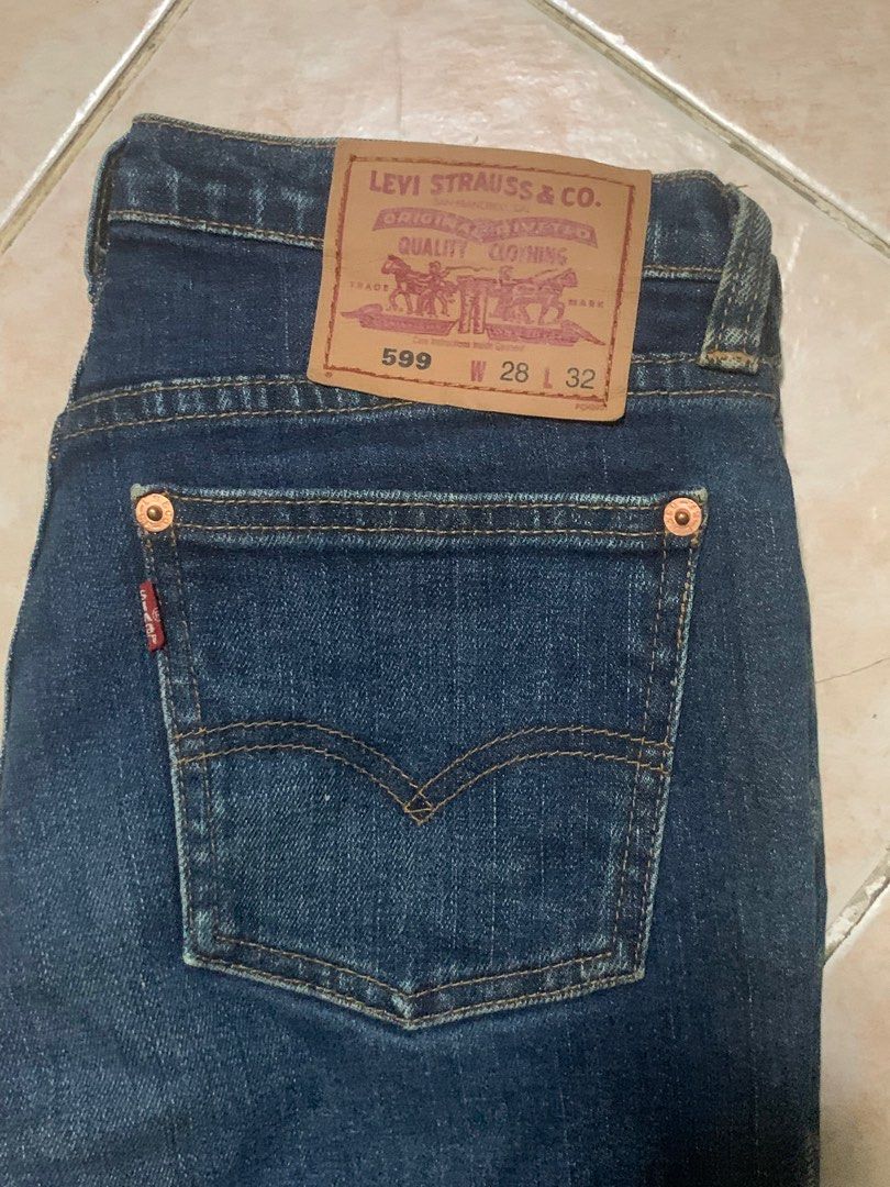 Vintage Levi 599 lowrise jeans (Category: Jeans) located in Taguig. Submitted by 8jccc (Listing ID 1367389789, Image 1). Description: Feel free to PM me with any questions or for more details! Mode of payment: gcash 💜RFS: declutterring .