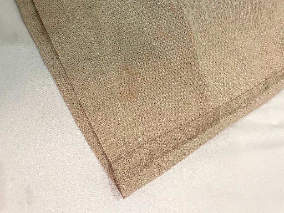 Linen skirt (Category: Skirts) located in Bacolod City. Submitted by declutter___byB (Listing ID 1367296974, Image 3). Description: Has a small washable stain. Fits XS-M Rfs decluttering.