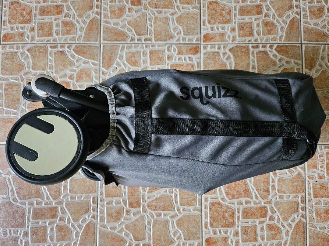 Original LOOPING Squizz 3 Stroller with Car Seat (Category: Strollers) located in Quezon City. Submitted by richcruz01.cc (Listing ID 1367372136, Image 2). Description: *LOOPING Squizz 3 Stroller with Car seat and adapter *Bought at the mall *Complete set *Slightly used *One baby lang po nakagamit hindi din masyadong nagamit *No Damage *Well Kept ***The Looping Squizz 3 stroller and car seat travel system offers parents a compact and versatile so