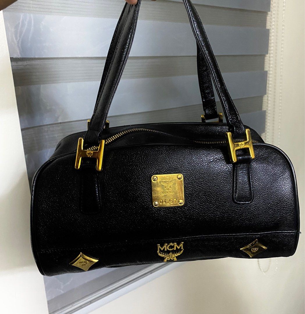 MCM doctors bag (Category: Luxury Bags & Wallets) located in Manila. Submitted by Lenlen23 (Listing ID 1367405602, Image 1). Description: Pre owned .