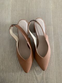 (Category: ) located in . Submitted by preloved_nabilah (Listing ID 1367371714, Image 1). Description: .