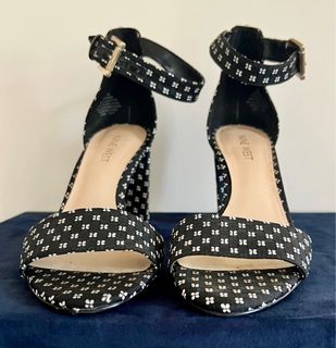 Size 37 shoes Collection item 1